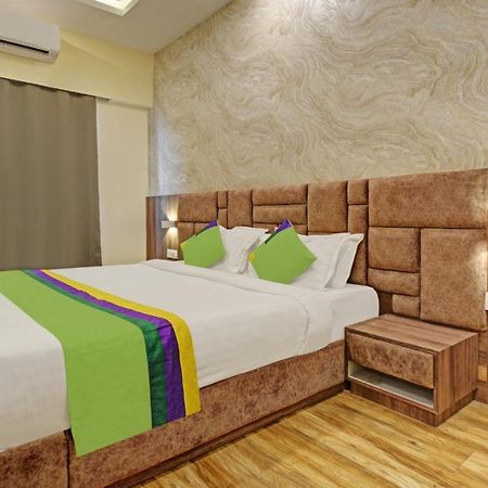 Tripli Hotels Le Shelton Udaipur Extérieur photo