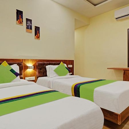 Tripli Hotels Le Shelton Udaipur Extérieur photo