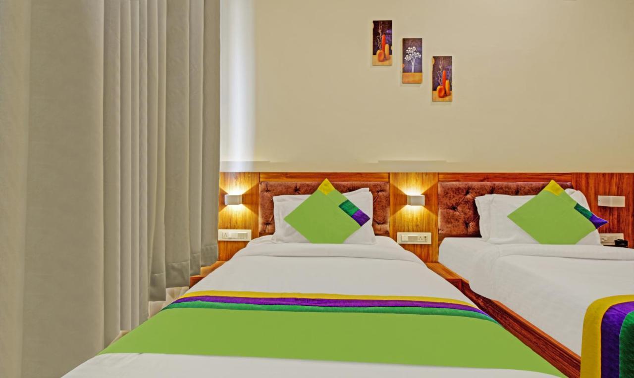 Tripli Hotels Le Shelton Udaipur Extérieur photo