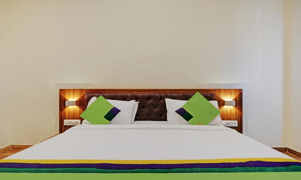 Tripli Hotels Le Shelton Udaipur Extérieur photo