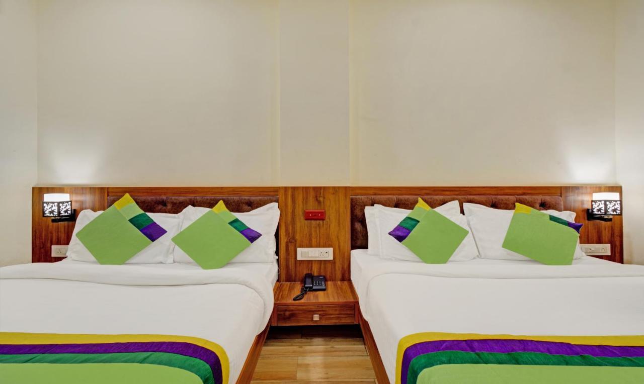 Tripli Hotels Le Shelton Udaipur Extérieur photo