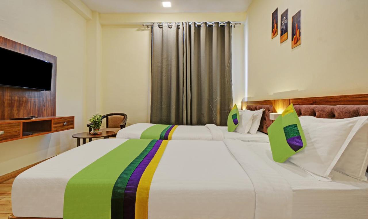Tripli Hotels Le Shelton Udaipur Extérieur photo